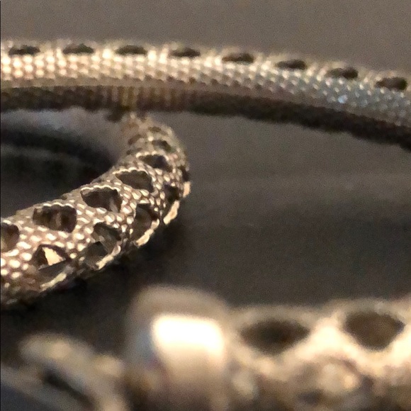 SILVER TONE SEE THROUGH DESIGNED FILIGREE LOOPS - Picture 9 of 9